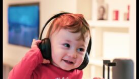 Αισθησιακές Σερενάδες: Ανυψώνοντας την εμπειρία του μωρού με τη μουσική