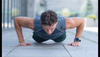 Φυσική δεξιοτεχνία στην κίνηση: Ανεβάστε τη φυσική σας κατάσταση με ασκήσεις σωματικού βάρους